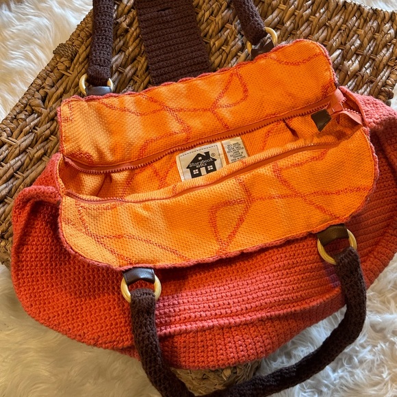 Beautiful Hand Knitted Purse - Picture 6 of 12